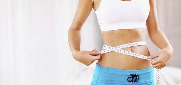 Dívka zhubla za týden pomocí diety a cvičení 3 kg